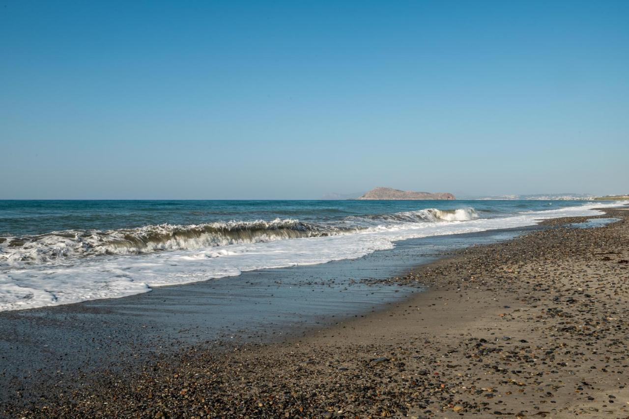Gt Beach Maleme Exterior foto